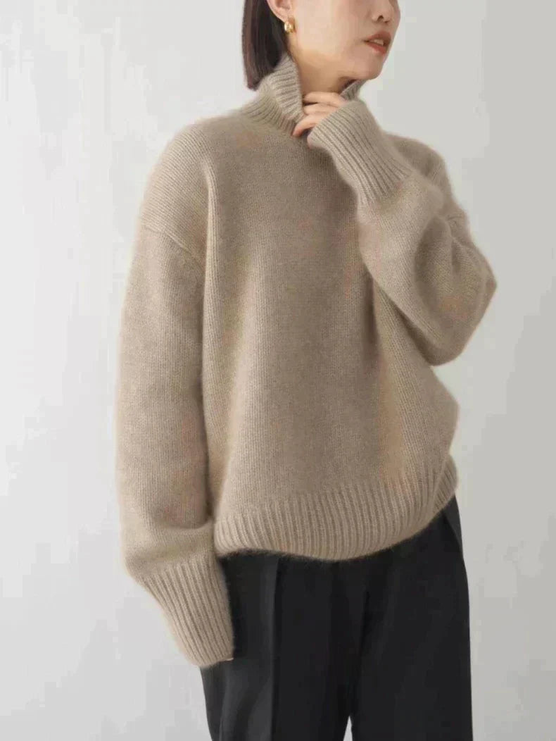Quinn | Warm High Neck Sweater