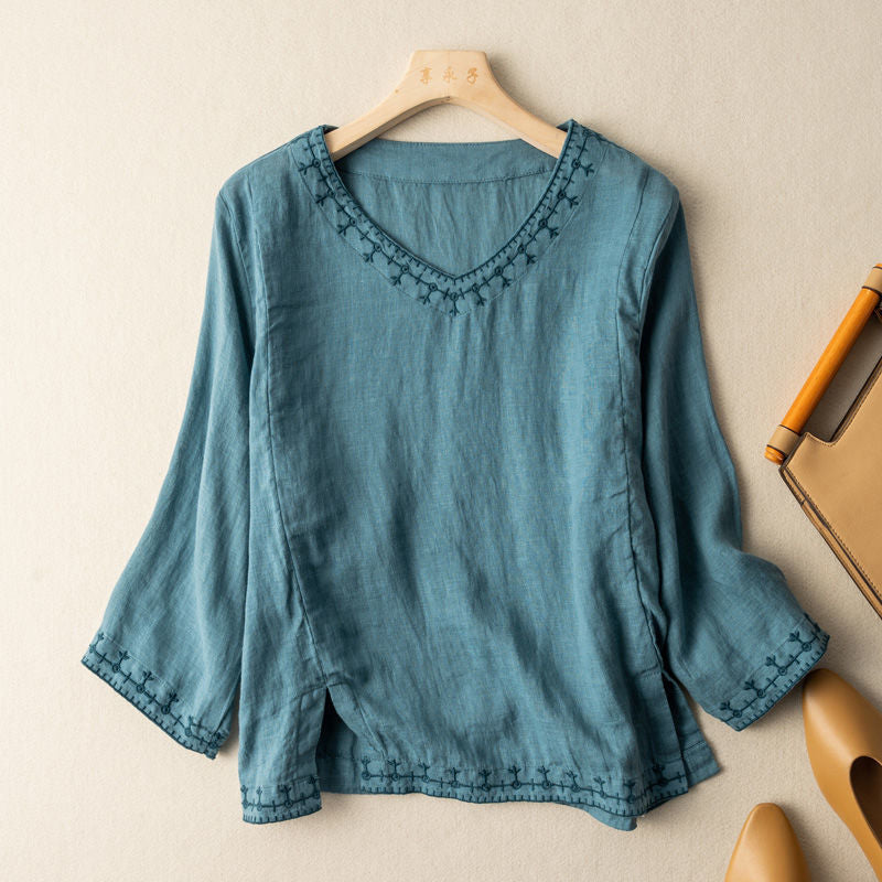 Nesta | Embroidered V-Neck Blouse