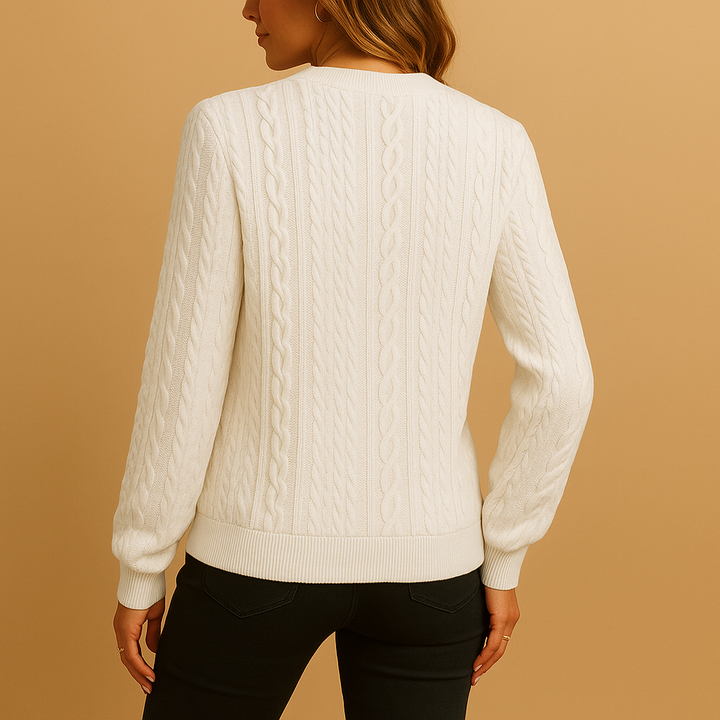 Casual knitted women’s sweater with crew neck and textured pattern | Yenthe