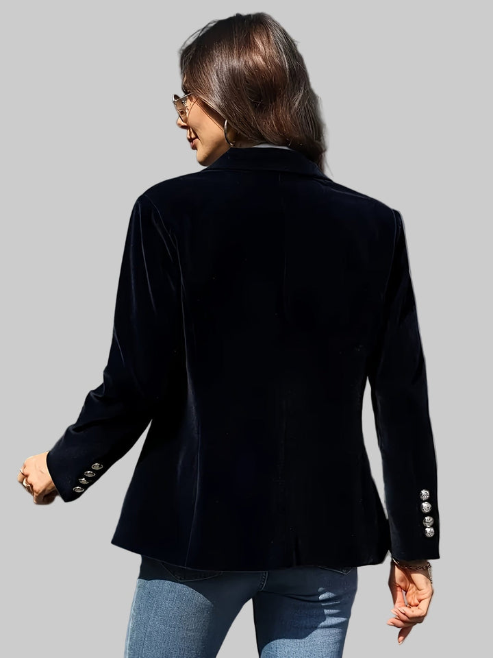 Elegant Women’s Velvet Blazer