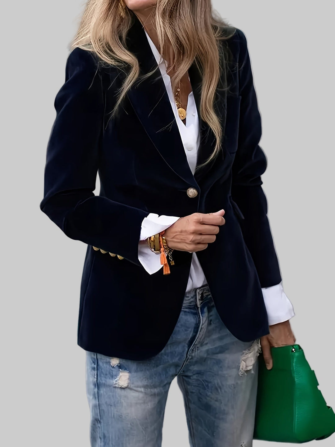 Elegant Women’s Velvet Blazer