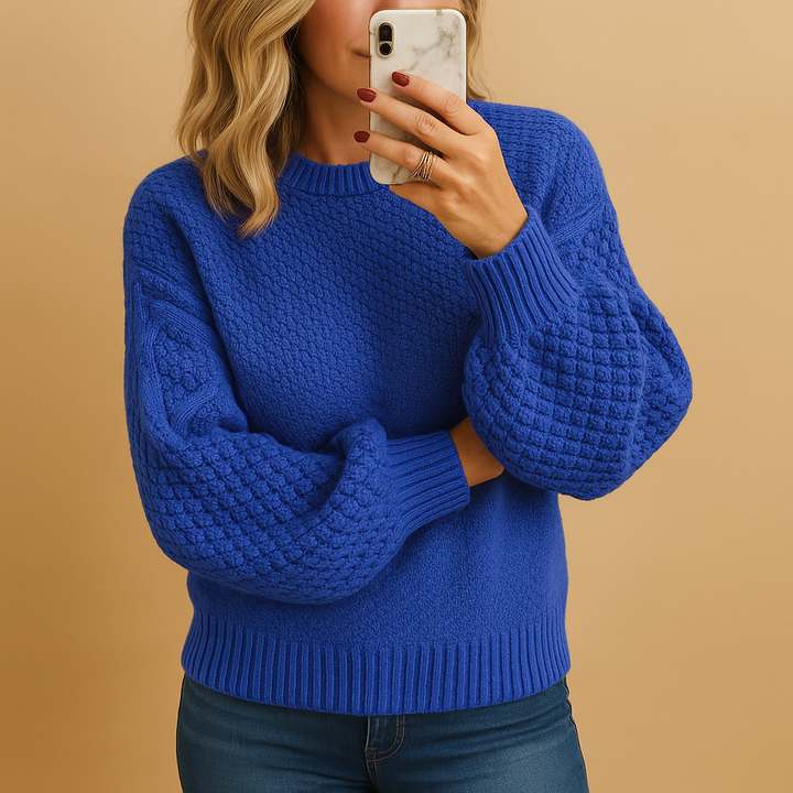 Elegant warm women’s sweater with a comfortable fit | Isabelle
