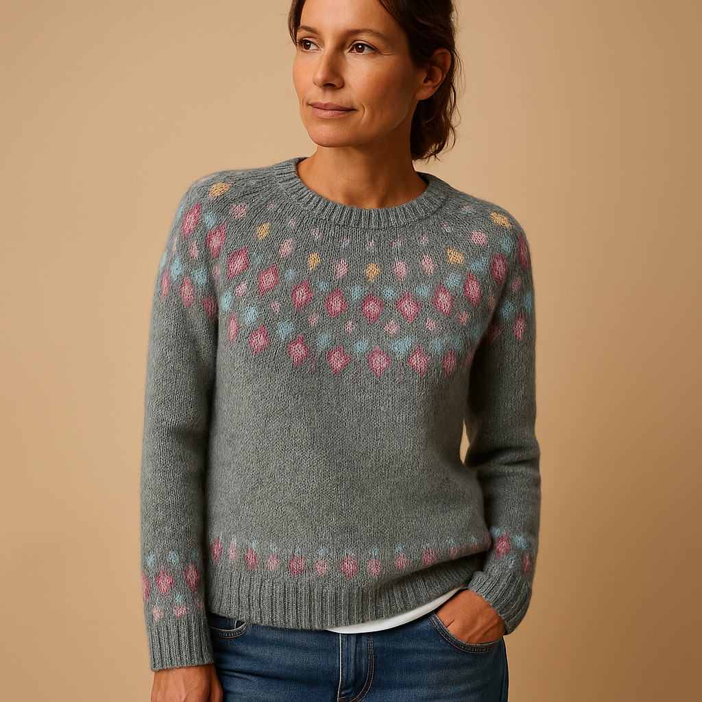 Warm wool sweater with print for women | Evelina