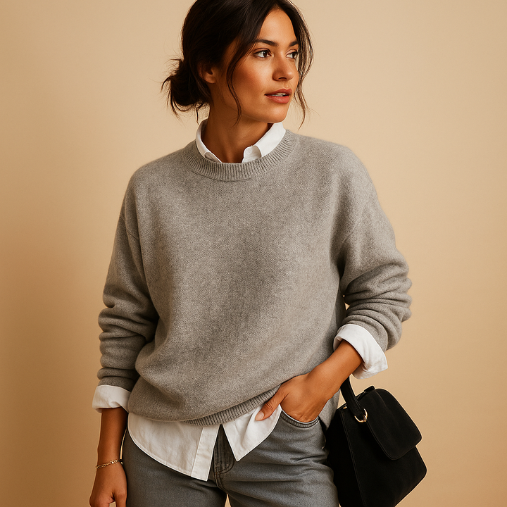 Wool women’s sweater with elegant fit and minimalist finish | Mireille