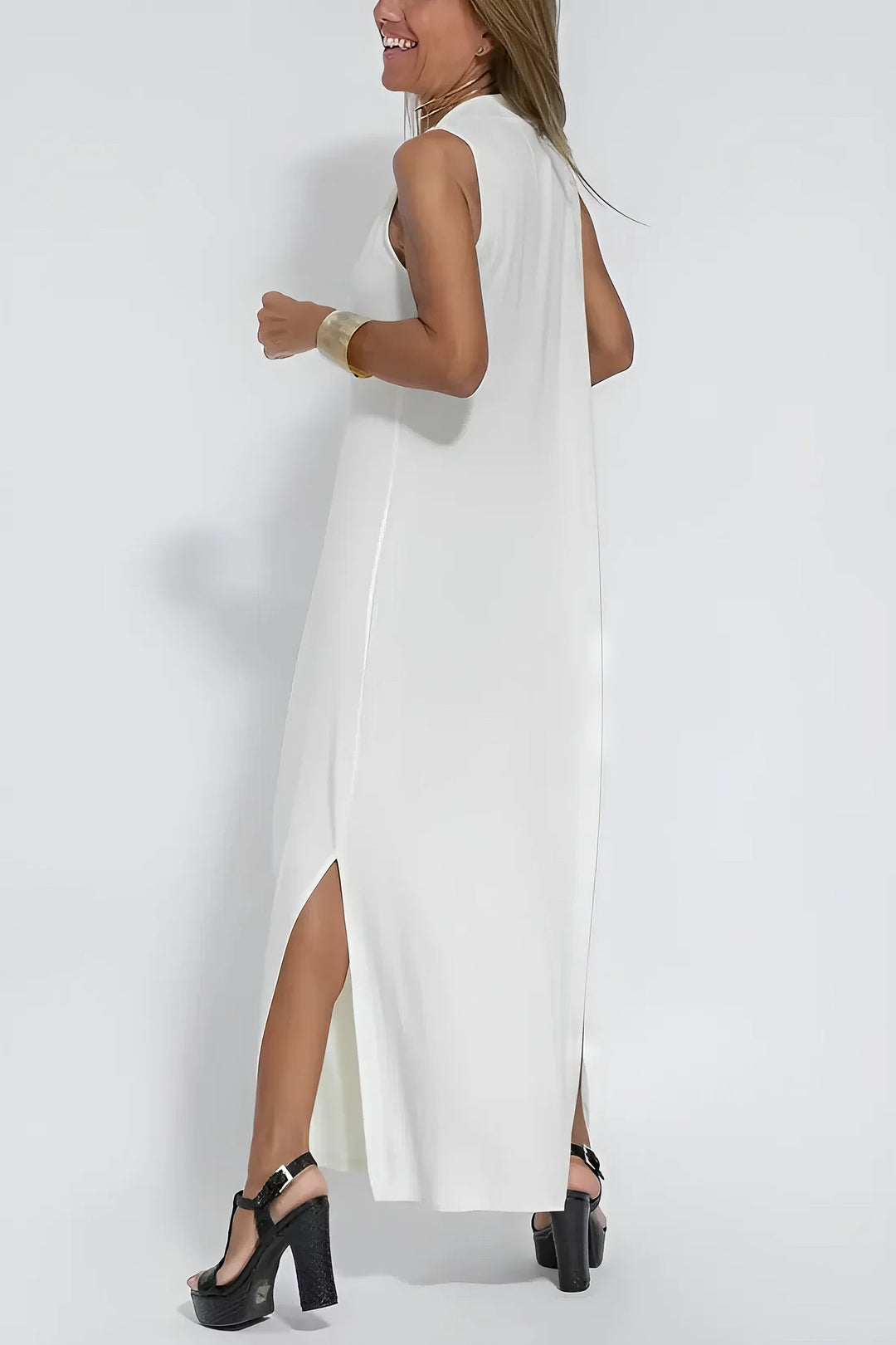 Daisy | Elegant Silhouette Maxi Dress
